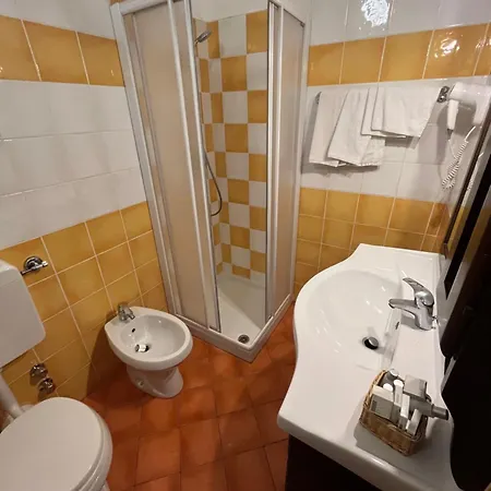 Hotell Splendid Oulx